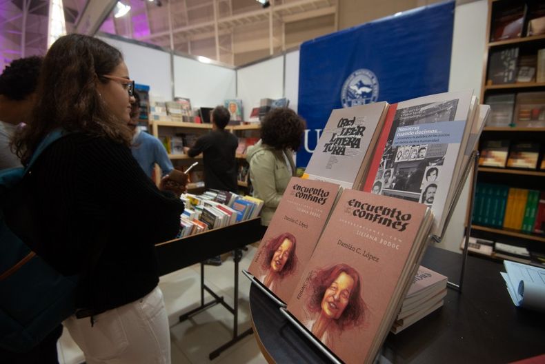 Comenz La Feria Del Libro Mendoza En El Le Parc