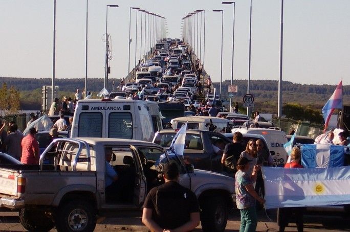 Gualeguaychu pepelera marcha Botnia