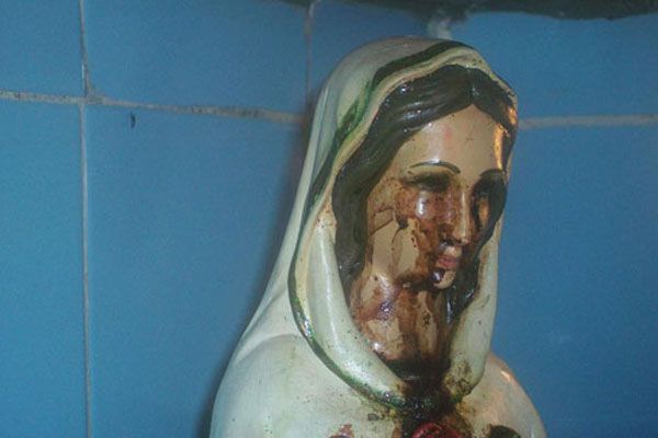 Virgen llora sangre