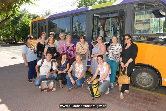 Bus turístico en capital