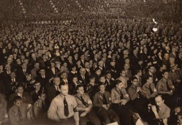 Encuentro nazi en el Luna V