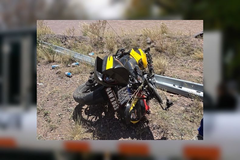 La moto que protagonizó el siniestro vial en la zona de Alta Montaña.