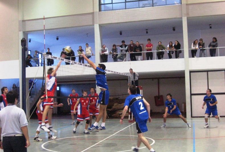 22 Amistosos de voley masculino se disputarán hoy,en el Polideportivo N° 2. Sábado 12 3 22