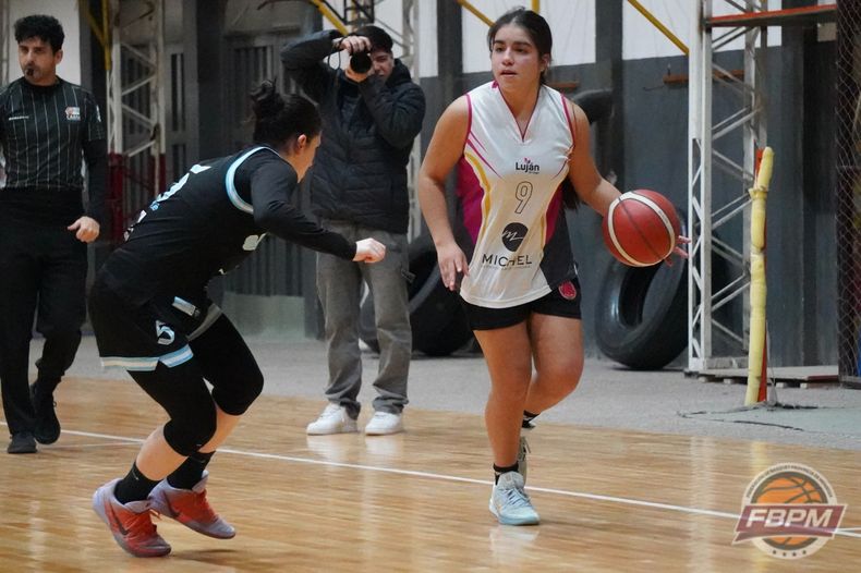 San José y Atenas ganaron con autoridad sus respectivas series y protagonizarán una nueva final del básquet femenino de Mendoza.