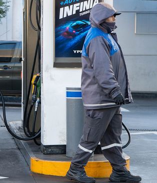 El combustible subió más del 15% en dos meses: cuánto cuesta hoy llenar el tanque en Mendoza El combustible subió más del 15% en dos meses: cuánto cuesta hoy llenar el tanque en Mendoza
