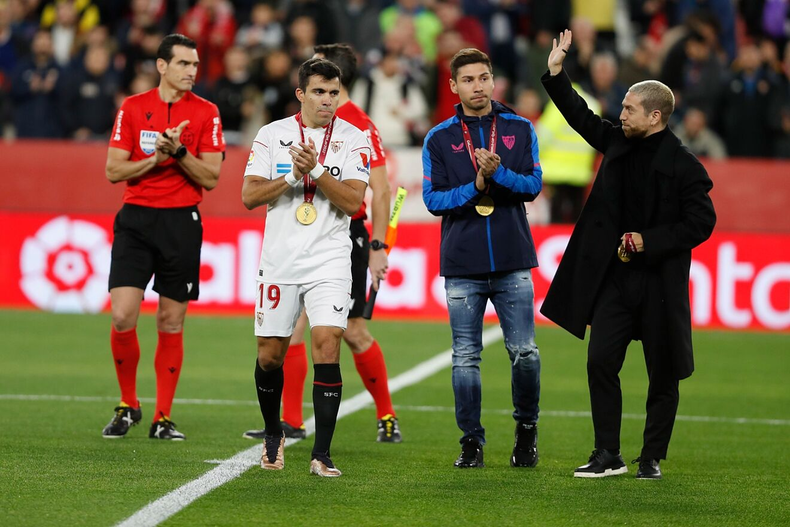 Montiel, Acuña and Papu called up for the World Cup