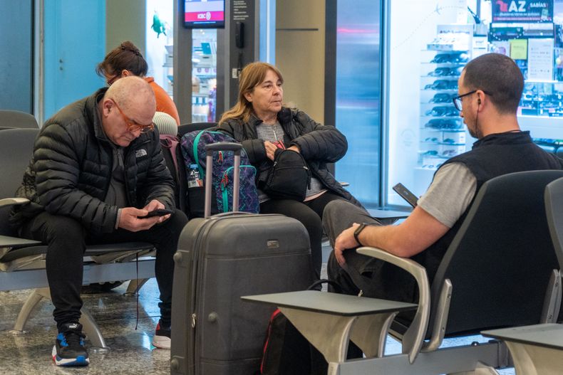 Huelga de controladores aéreos: la medida de fuerza se extenderá hasta fin de año.