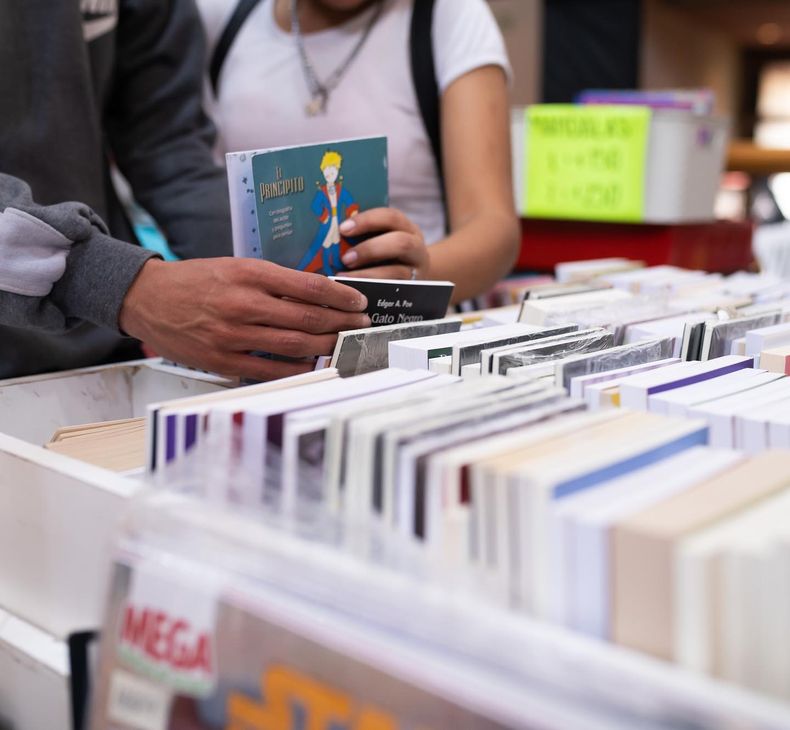 Stand de la Feria del Libro de Mendoza.
