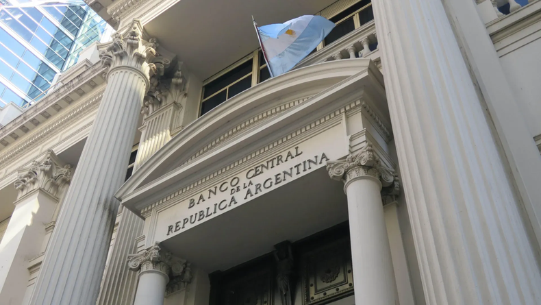 El Banco Central formalizó el swap de US$20.000 millones con Estados Unidos