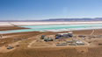 Piletones de evaporación e&nbsp; instalaciones industriales. La minería del litio crece en el norte