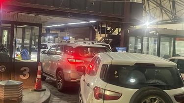 cruce a chile: intenso movimiento en alta montana