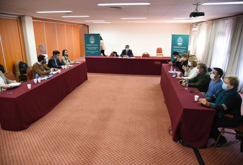 reuniones paritarias 2021, trabajadores de la salud, funcionarios y empleados judiciales y del Instituto de Juegos y Casinos de Mendoza