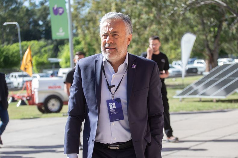 El gobernador Alfredo Cornejo se reunió con Javier Milei y otros mandatarios esta semana. La buena noticia de los datos de empleo registrado en Mendoza.