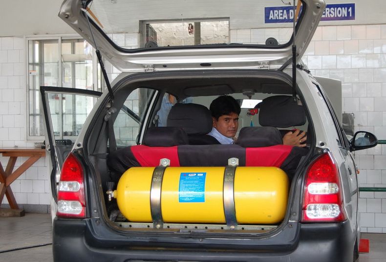 Automotores a GNC: exigen un nuevo requisito para circular&nbsp;