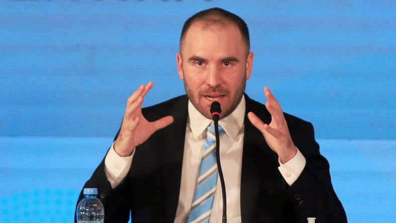 Guzmán hace cambios en áreas claves y pone a un hombre de su equipo en el directorio del BCRA