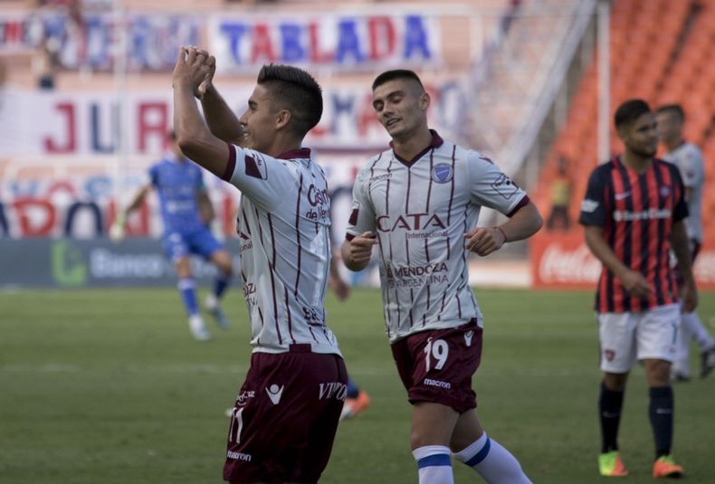 Futbol, Primera A, Godoy Cruz vs San Lorenzo