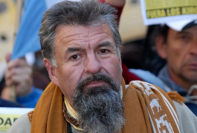 El dirigente tuvo duros terminos contra las legisladoras que reclaman su lugar.