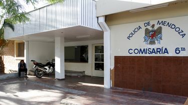 El acusado de violencia de género quedó detenido en la Comisaría Sexta.