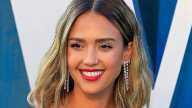 Jessica Alba protagoniza esta película.