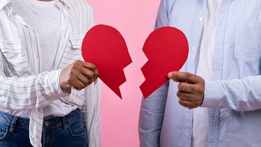 Separación inesperada: una pareja del espectáculo pone fin a su matrimonio.