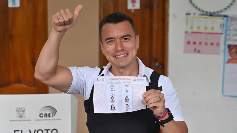 El Gobierno argentino saludó al electo presidente ecuatoriano, Daniel Noboa, quien se impuso en la segunda vuelta realizada en ese país.