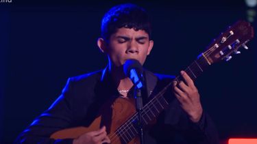 Un sanjuanino arrasó en La Voz Argentina y el jurado lo destacó como posible campeón