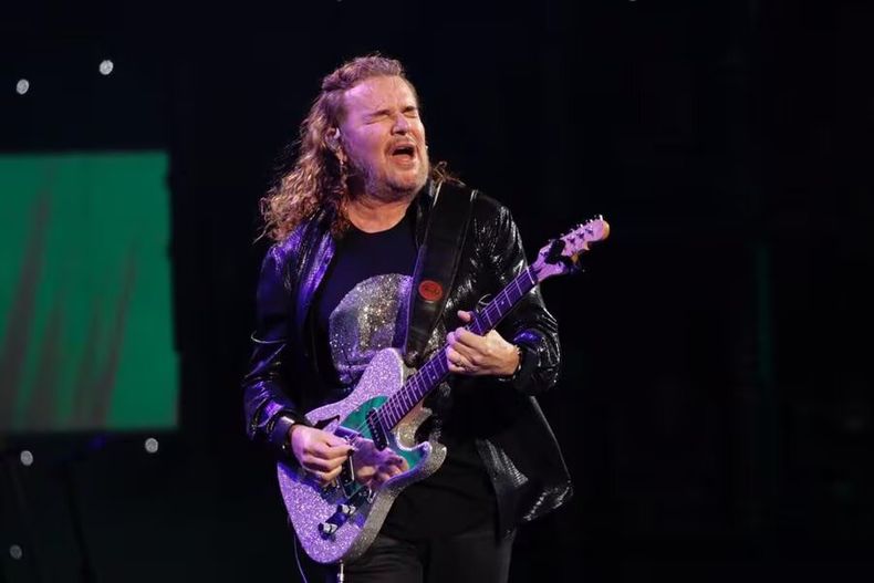 Maná brillo en el Festival Viña del Mar 2024.