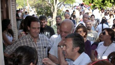 Sitio Andino | Los candidatos radicales conversaron con los vecinos de La Estanzuela.