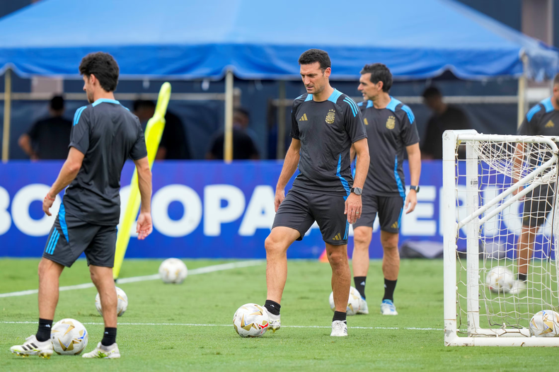 El fútbol nacional se prepara.