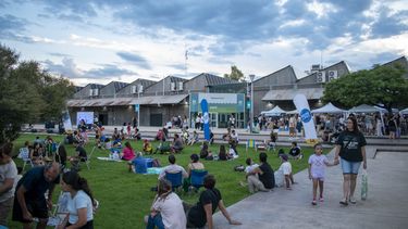 Picnics Musicales en los jardines de la Nave Cultural Mendoza. Picnics Musicales en los jardines de la Nave Cultural Mendoza.