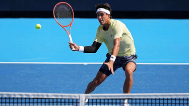 El argentino Francisco Comesaña perdió en octavos ante el ruso y ya piensa en la Copa Davis.