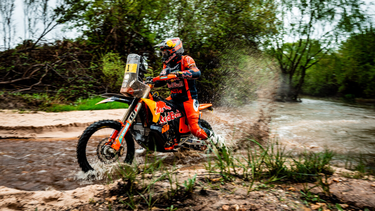 El Rally de Portugal completó una exigente etapa en Badajoz con diferencias que empiezan a definir la carrera El Rally de Portugal completó una exigente etapa en Badajoz con diferencias que empiezan a definir la carrera