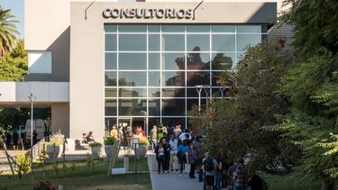 La víctima de la agresión permanece internada en el hospital Central. La víctima de la agresión permanece internada en el hospital Central.