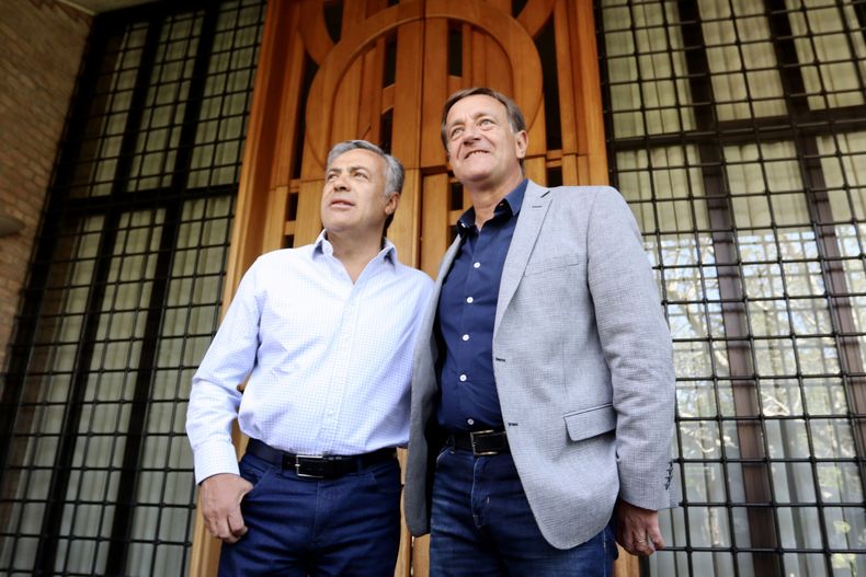 Rodolfo Suarez y Alfredo Cornejo.
