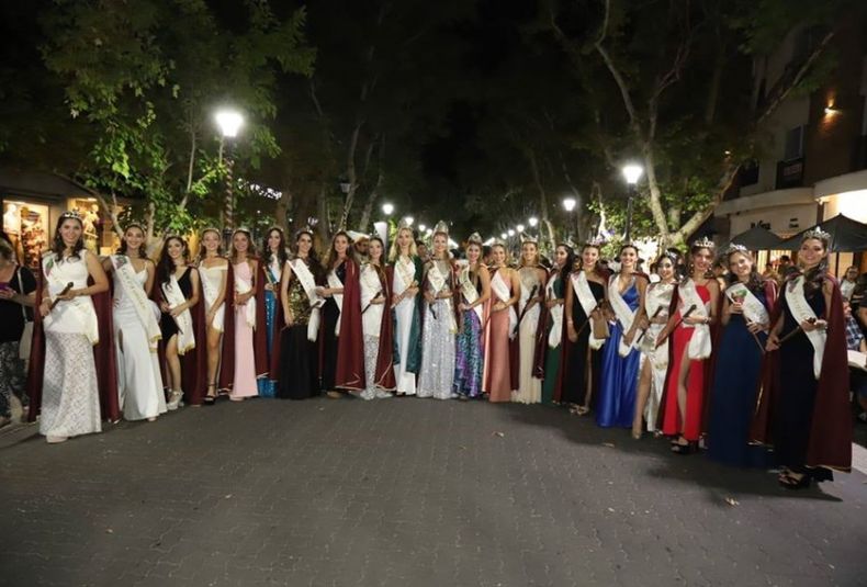 reinas distritales san rafael 2020