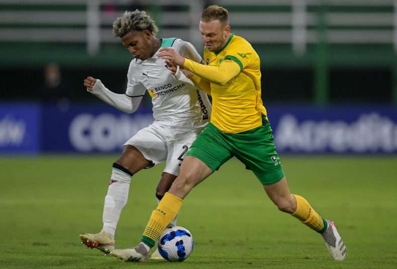 Defensa y justicia, liga de quito, Copa Sudamericana