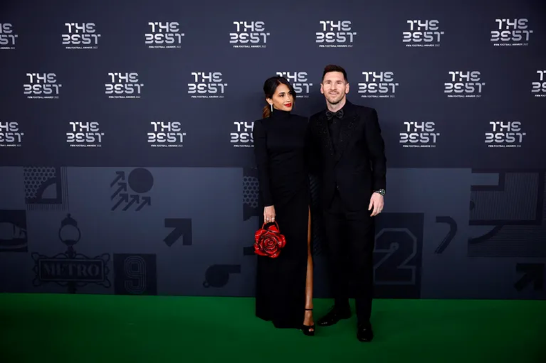 La carísima cartera que usó Antonela Roccuzzo en los FIFA The Best.