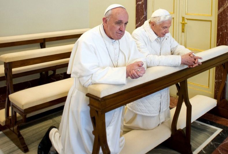Francisco Papa y Benedicto