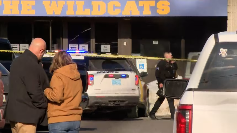 Estados Unidos: al menos un muerto en un tiroteo en una pista de hockey sobre hielo