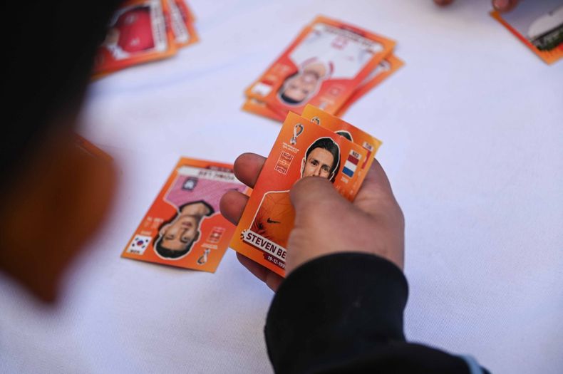 Este año, el trueque de figuritas se realizará  en la plaza departamental.