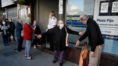 Hoy cobran titulares de Pensiones No Contributivas con DNI finalizado en 2 y 3