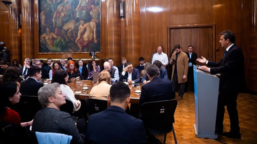 Sergio Massa recibió ayer a los corresponsales de medios extranjeros. Definiciones de campaña y nuevas medidas económicas.