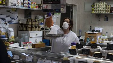 Presentan una nueva canasta de frescos y de productos esenciales en comercios de cercanía
