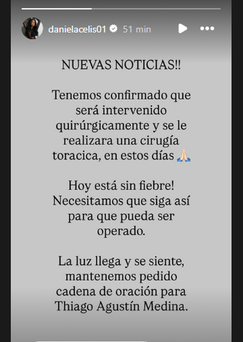 Su exnovia y mam{a de sus hijas, Daniela Celis, acompaña a Thiago Medina en cada paso de su recuperación