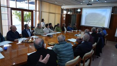 Se impulsa la construcción de una ruta que conecte a Rivadavia con San Carlos y San Rafael.
