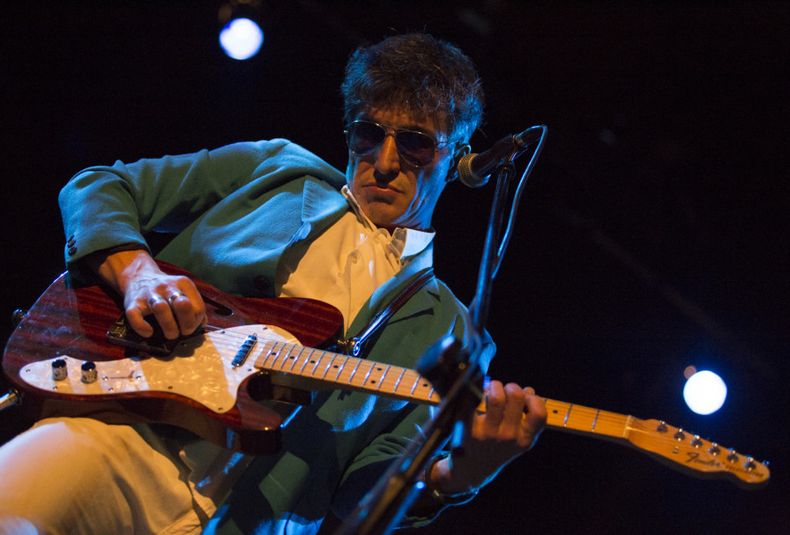 Willy Crook. Saxofonista, guitarrista, vocalista y compositor de rock argentino.