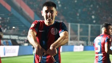 Fútbol. Gastón Hernández anotó su primer gol en la Liga Profesional.