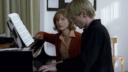 La profesora de piano es una de las películas que se puede ver en el Cine Universidad.
