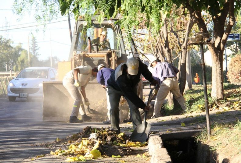 Operativo de limpieza en Luján