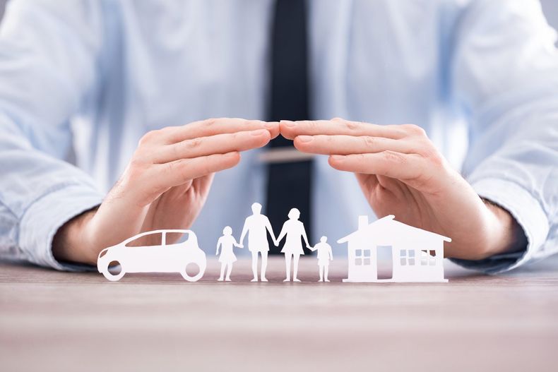 En los seguros de vida voluntarios, se recomienda que un profesional evalúe la suma adecuada a su situación.